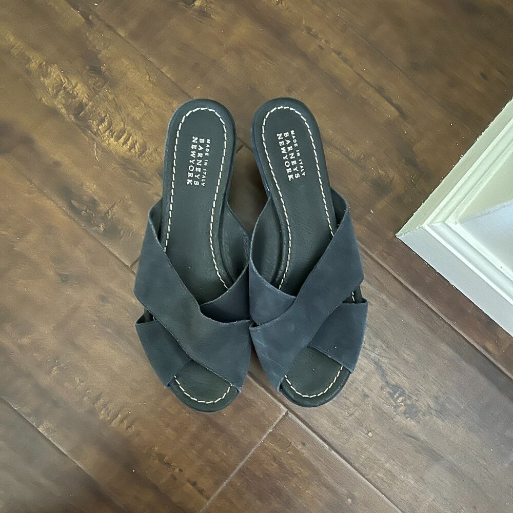 Barneys Shoes
